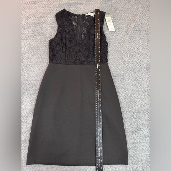 BCBGeneration Women’s Dress Short V Neck Lace Black 0 - Picture 11 of 11